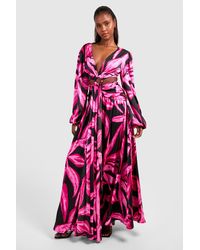Boohoo - Abstract Print Cut Out Ring Detail Maxi Dress - Lyst