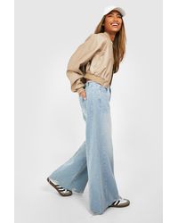 Boohoo - Low Rise Wide Leg Fray Hem Jeans - Lyst