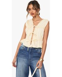 Boohoo - Ruched Poplin Tie Front Sleeveless Top - Lyst
