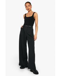 Boohoo - Pantalón Entallado Plisado De Pernera Súper Ancha - Lyst