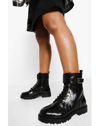 combat boots wide width