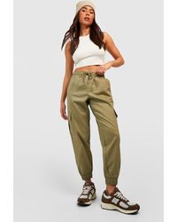 Boohoo - Petite Woven Front Seam Detail Cargo Jogger - Lyst