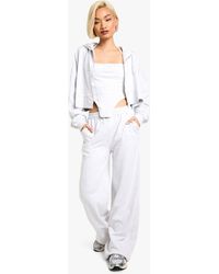 Boohoo - Chándal De 3 Piezas Crop Recto Con Top Estilo Corsé Y Capucha - Lyst