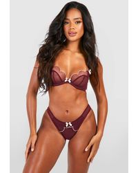 Boohoo - Scalloped Detail Bow Trim Bra And Thong Set - Lyst