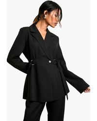 Boohoo - Woven Tailored Oversized Buckle Detail Blazer - Lyst