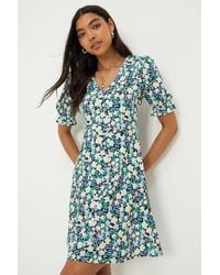 Dorothy Perkins - Floral Short Sleeve V Neck Jersey Mini Dress - Lyst