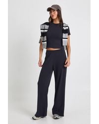 Boohoo - Ultra Soft Wide Leg Trouser - Lyst