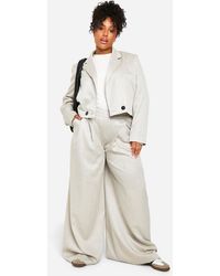 Boohoo - Plus Textured Pleat Front Extreme Wide Leg Trouser - Lyst