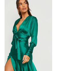 Boohoo Plunge Satin Side Split Belted Maxi Dress - Green
