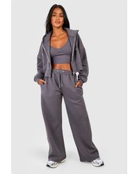 Boohoo - Chándal De 3 Piezas Con Top Crop Y Capucha - Lyst