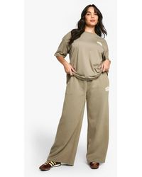 Boohoo - Pantalón Deportivo Plus De Pernera Recta Con Estampado Dsgn Studio Sport En Relieve - Lyst