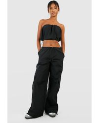 Boohoo - Parachute Toggle Low Rise Cargo Pants - Lyst