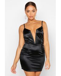 white embroidered lace detail plunge bodycon dress