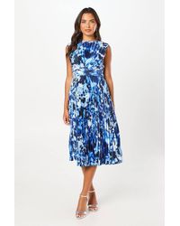 Coast - Printed Pleated Satin Midi Wedding Guest Dress - Lyst