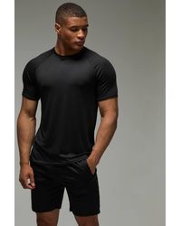 BoohooMAN - Active Lightweight Essentials Gym Raglan Regular T-Shirt & Short Set - Lyst