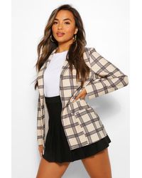 Boohoo Blazer Petite a quadri e a profili paralleli - Neutro