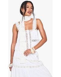 Boohoo - Cotton Poplin Lace Trim Embroidered Square Neck Cami - Lyst