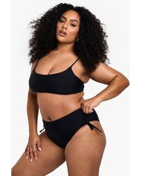 Boohoo - Top De Biquini Plus Essentials Con Escote En U - Lyst
