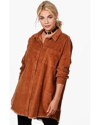 Boohoo Womens Oversized Hemd aus Cord mit unversäumten Schnittkanten - Braun
