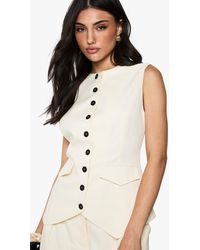 Boohoo - Contrast Button Longline Fitted Tailored Waistcoat - Lyst