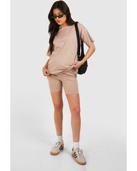 Boohoo - Maternity Ribbed Oversized T-shirt And Cycling Short Set - Lyst