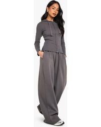 Boohoo - Conjunto De Pantalón Deportivo De Pernera Recta Y Sudadera Con Capucha Y Detalle De Canalé - Lyst