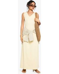 Boohoo - V Neck Ruched Detail Maxi Dress - Lyst