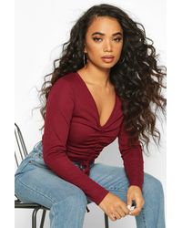 Boohoo Top À Manches Longues Côtelées Froncées Petite - Rouge
