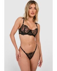 Boohoo - Bow Detail Lace Bra And Thong Set - Lyst