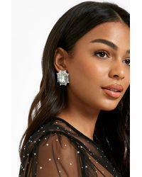 Boohoo Diamante Oval Textured Stud Earrings - Metallic