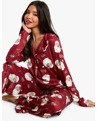 Boohoo - Pijama De Pantalón Largo Y Camisa De Manga Larga Con Estampado De Papá Noel Vintage - Lyst