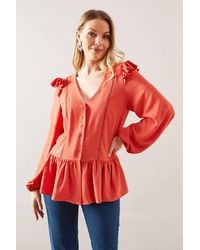 Wallis - Woven Ruffle Button Blouse - Lyst