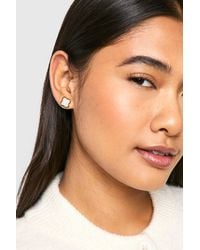 Boohoo - Pearl Clover Stud Earrings - Lyst