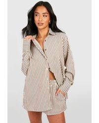 Boohoo - Petite Stripe Beach Short - Lyst