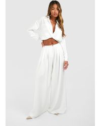 Boohoo - Linen Look Low Rise Extreme Wide Leg Pleated Trouser - Lyst