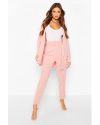 Boohoo Tailored Blazer And Self Fabric Belt Pants Suit - Pink