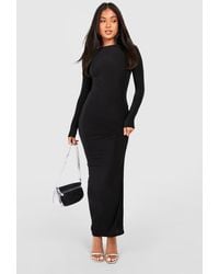 Boohoo - Vestido Petite Maxi Ceñido De Manga Larga Con Escote En U - Lyst