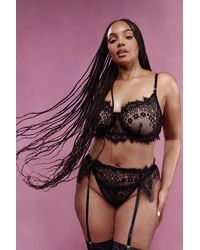Boohoo - Crotchless Eyelash Lace Bralette Suspender And Thong Set - Lyst