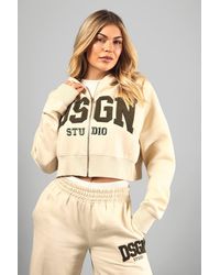 Boohoo - Dsgn Studio Towelling Applique Boxy Crop Zip Through Hoodie - Lyst