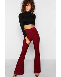 Boohoo Pantalon Skinny Côtelé Évasé - Rouge