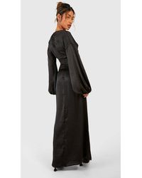 Boohoo Chiffon Flare Sleeve Cut Out Maxi Dress in Red | Lyst