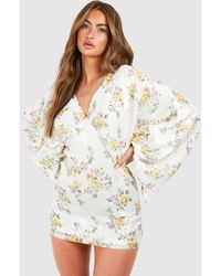 Boohoo - Floral Extreme Batwing Plunge Mini Dress - Lyst