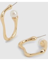 Boohoo - Abstract Pearl Detail Hoop Earrings - Lyst