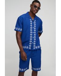 BoohooMAN - Oversize Hemd & Shorts aus Leinenmischung mit Stickerei - Lyst