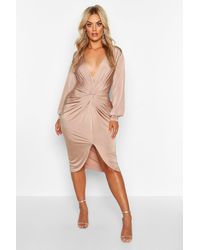 boohoo plunge midi dress with sweetheart neckline and side split in black