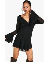 Boohoo - Mono Corto De Chifón Con Volante Y Filo Godet - Lyst