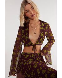 Nasty Gal - Ditsy Crinkle Chiffon Tie Front Fluted Sleeve Crop Top - Lyst