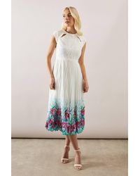 Wallis - Petite Placement Print Lace Bodice Pleated Midi Dress - Lyst