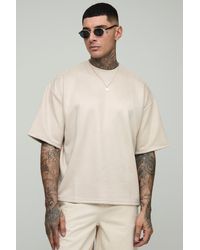 BoohooMAN - Tall kastiges Oversize T-Shirt aus Wildleder-Imitat - Lyst