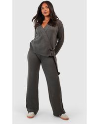 Boohoo - Conjunto Coordinado Plus De Pantalón Y Jersey Cruzado Con Atadura Lateral - Lyst